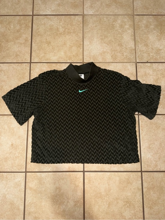 Nike Tops - Nike Sportswear Everyday Modern Allover Jacquard Boxy Top size medium